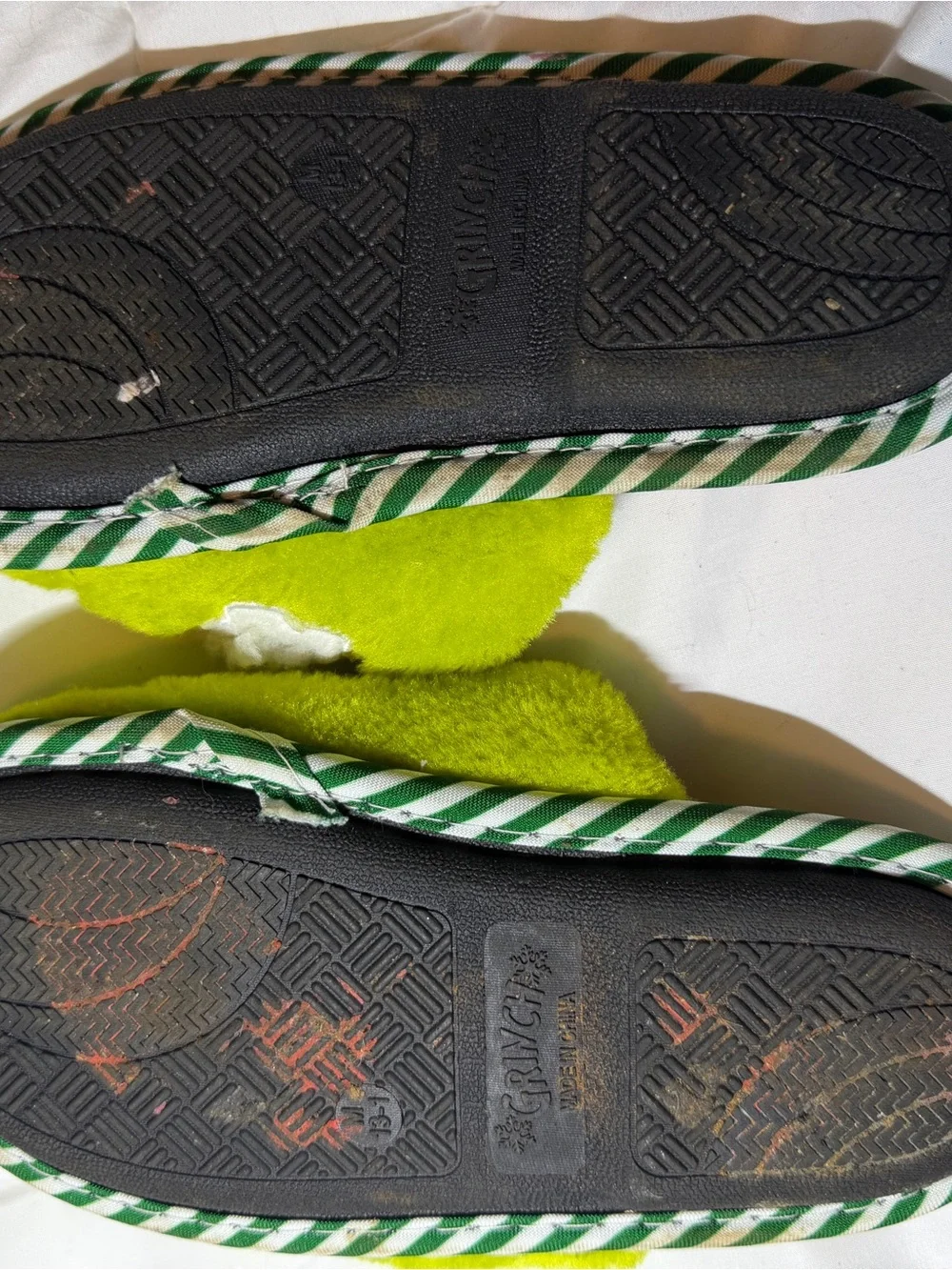 Kids Grinch Plush Slippers in Green